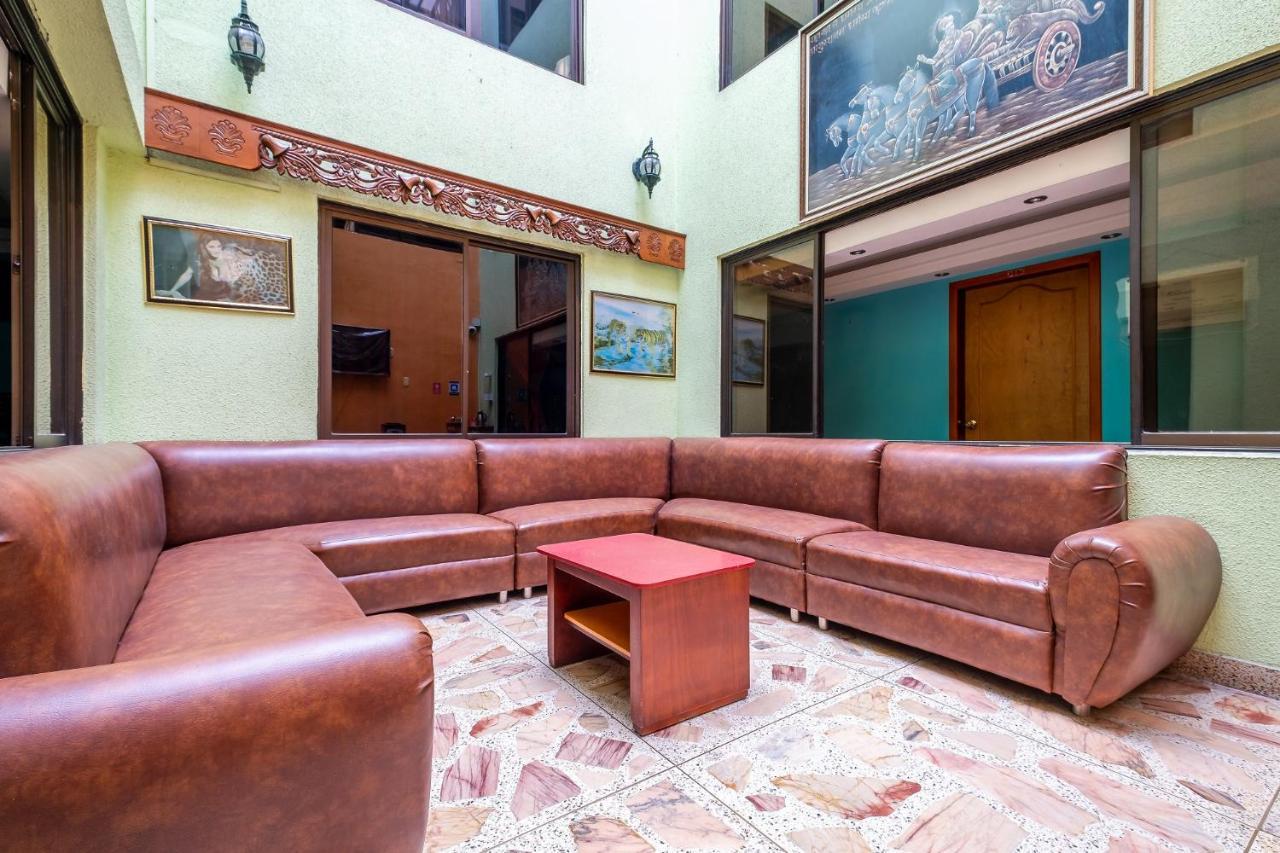 Hotel Almirante Bucaramanga Buitenkant foto
